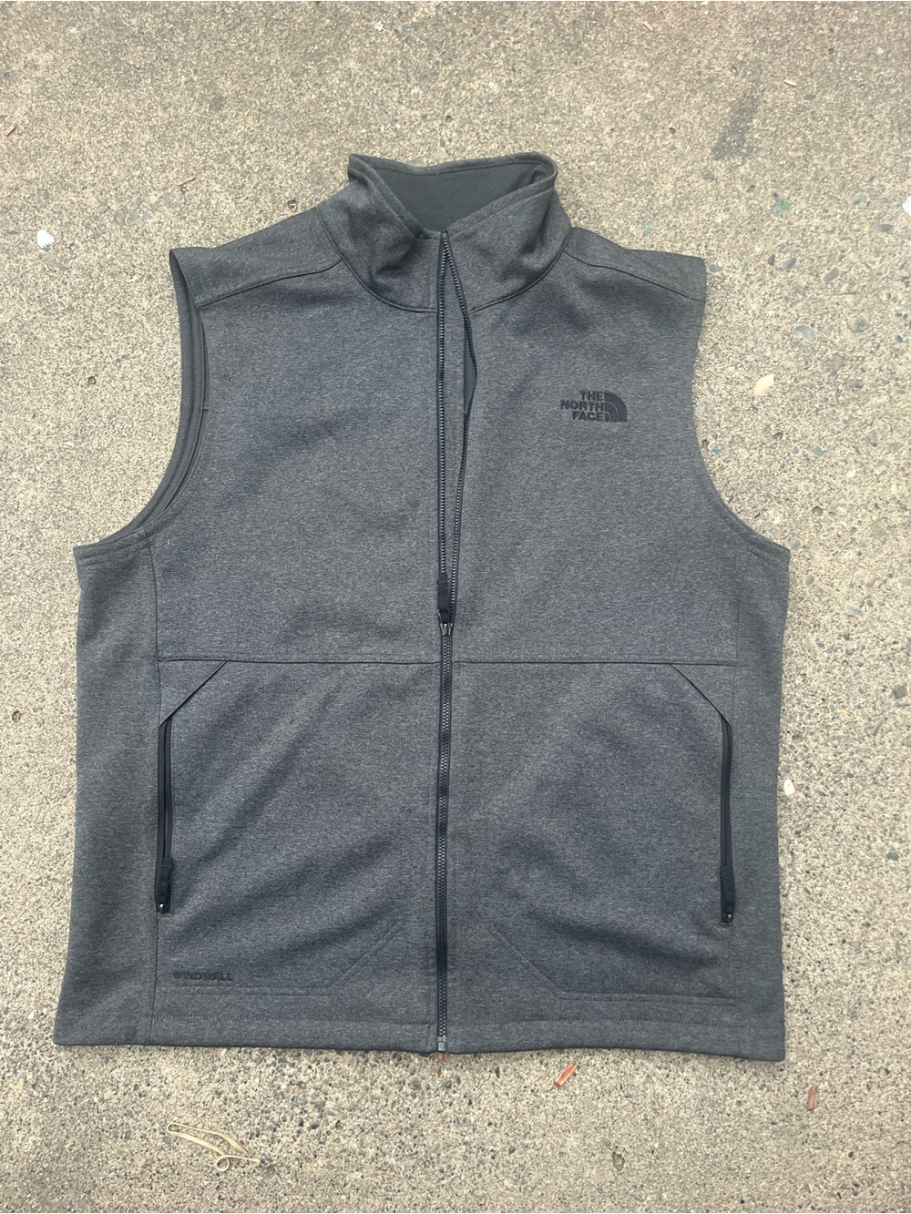 The North Face Men's Dark Gray Softshell Vest Large